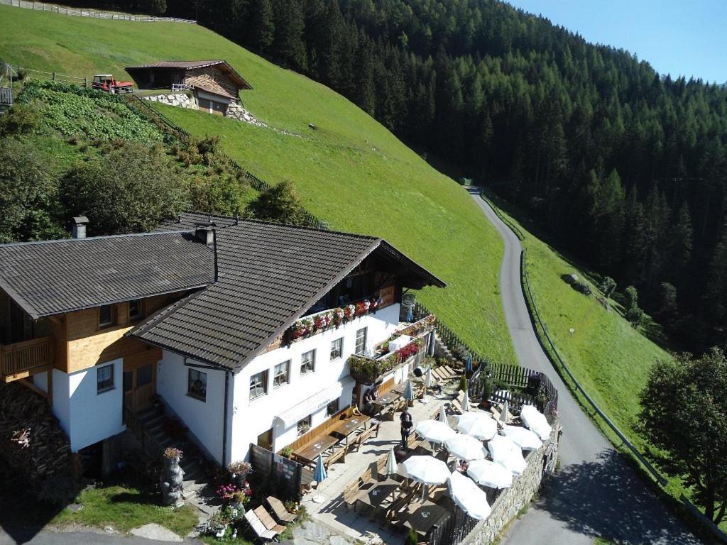 Gasthaus Oberkirn Schenna Dış mekan fotoğraf