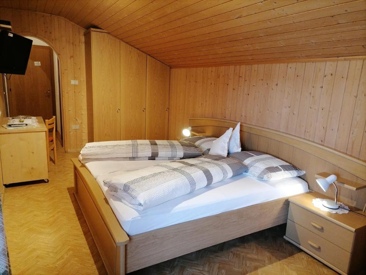 Gasthaus Oberkirn Schenna Dış mekan fotoğraf