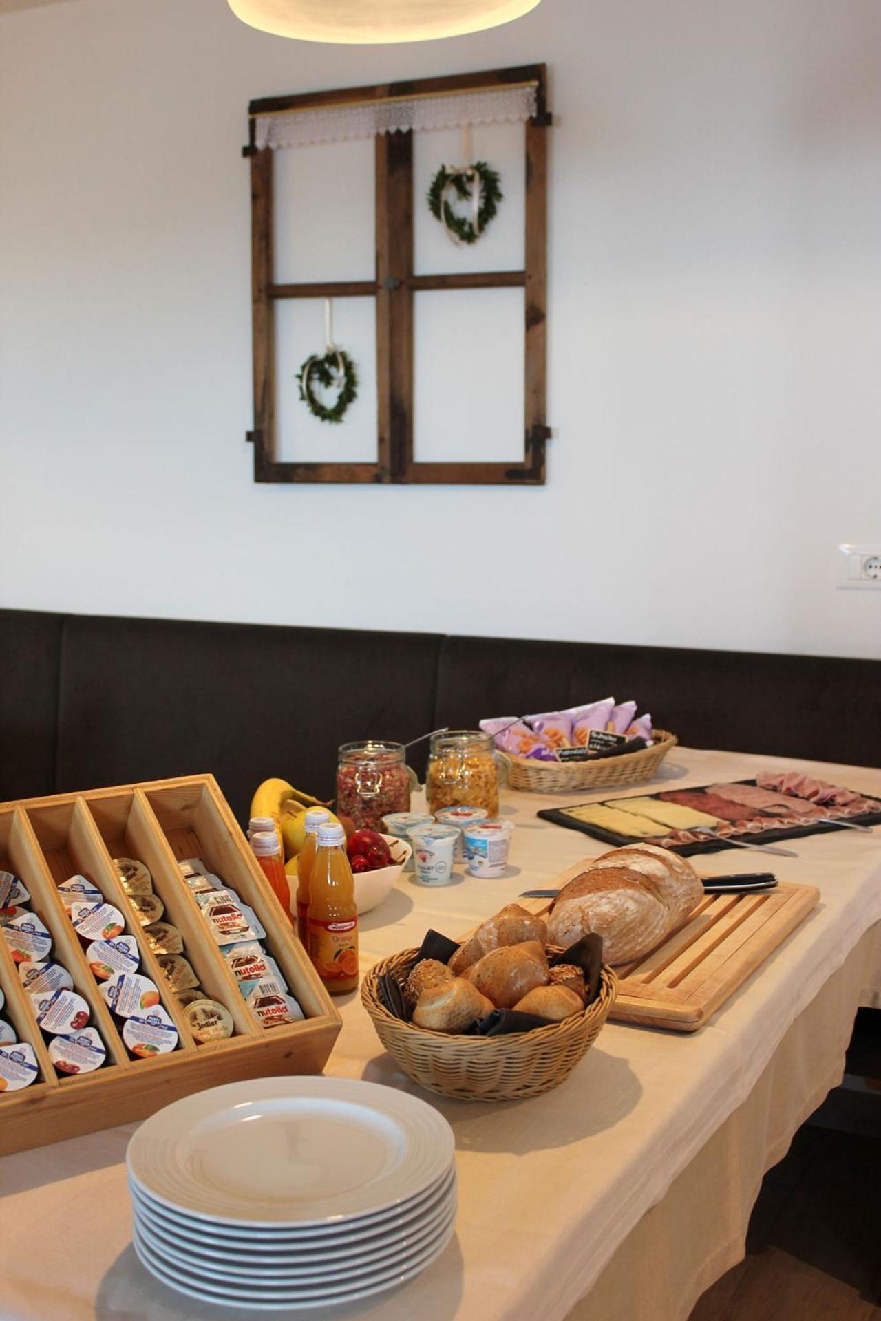 Gasthaus Oberkirn Schenna Dış mekan fotoğraf